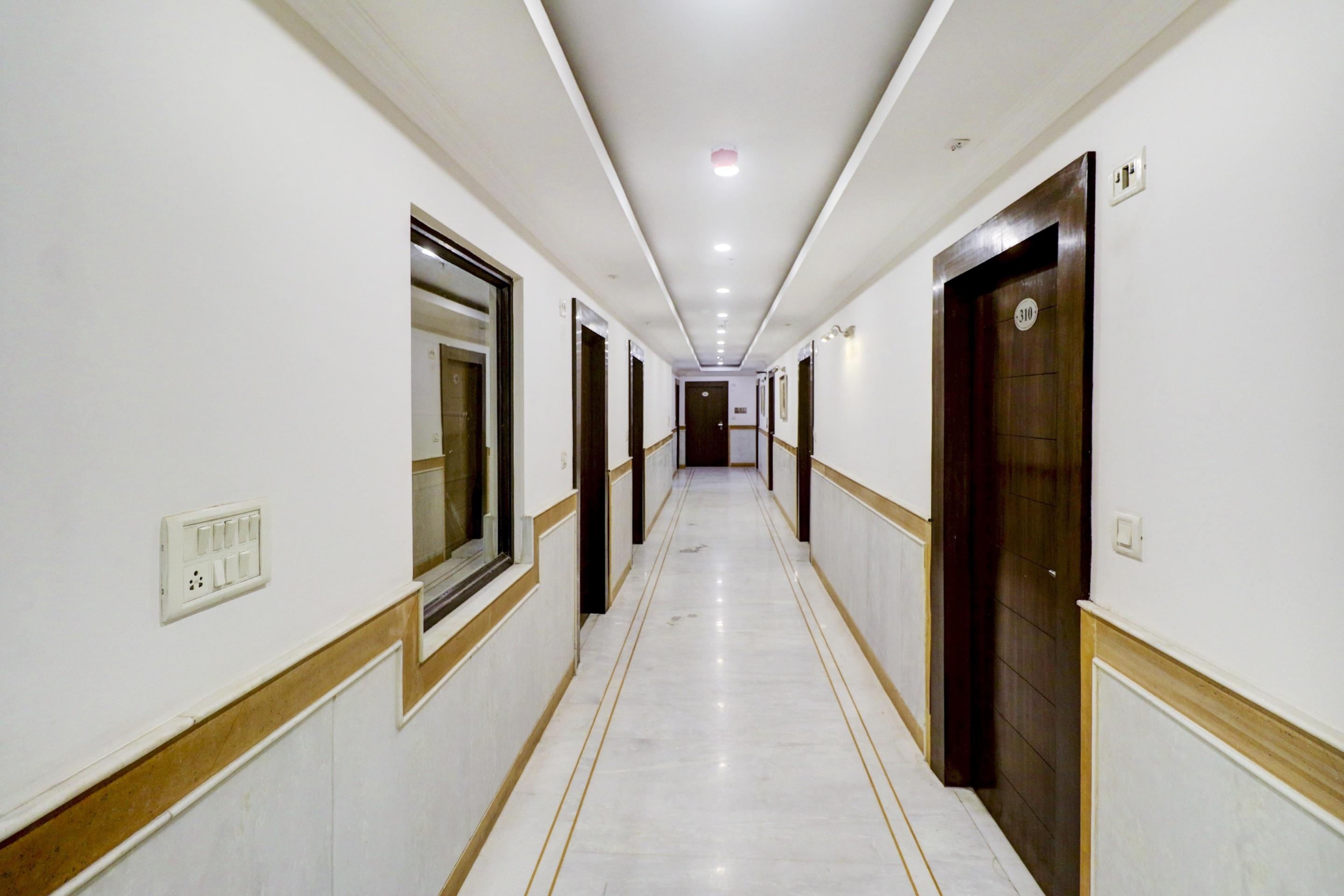 Hotel Townhouse 517 La Sapphire Near Delhi Airport Neu-Delhi Exterior foto