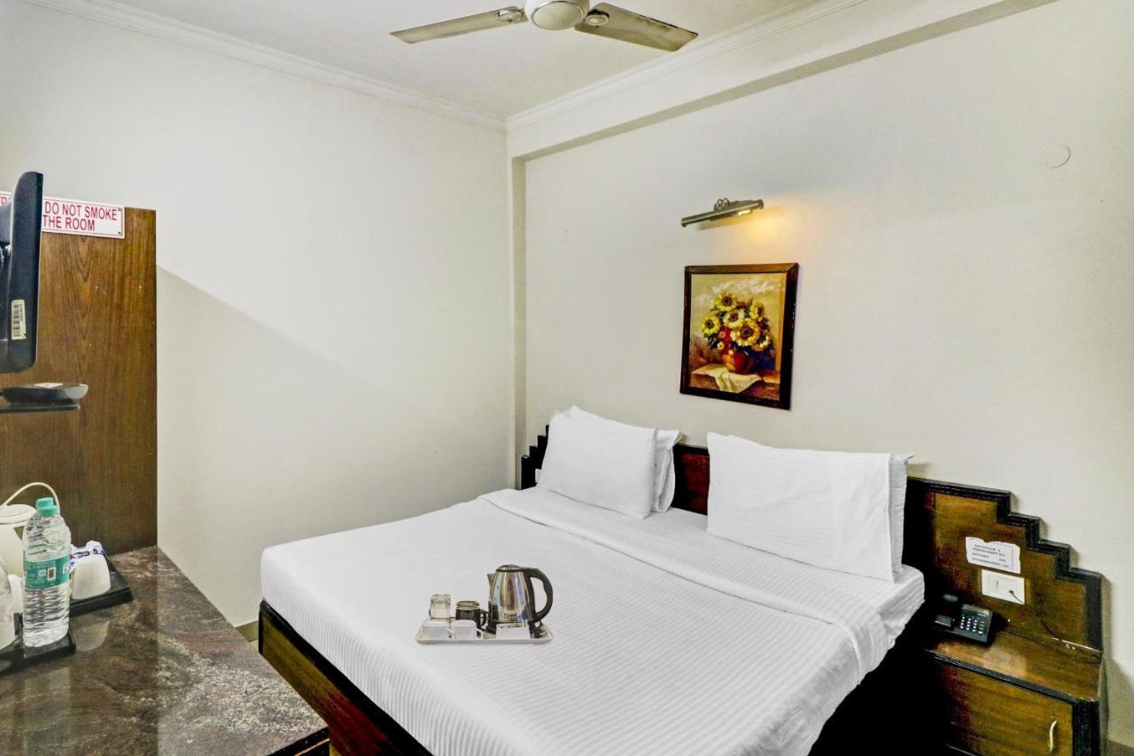 Hotel Townhouse 517 La Sapphire Near Delhi Airport Neu-Delhi Exterior foto
